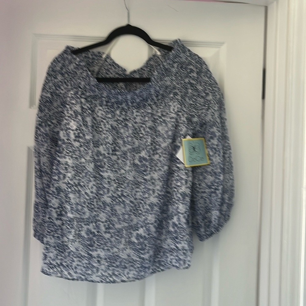 CeCe top woman size large color blue new with tag on